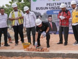 Gubernur Riau Lakukan Peletakan Batu Pertama Pembangunan Rumah Susun Unilak