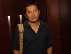 Penelpon Misterius Gagalkan Hanung Buat Film Soal Munir