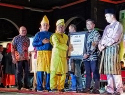 Dukung Peningkatan Profesionalisme Wartawan, PHR Raih PWI Riau Award 2023