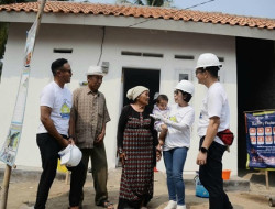 Pekerja MedcoEnergi Bangun Rumah Layak Huni untuk Warga Kurang Mampu di Mauk