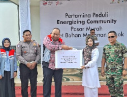 Bantu Kebutuhan Pokok Masyarakat, PHR Salurkan 700 Paket Sembako Murah di Minas