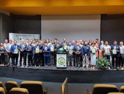 Program Konservasi Gajah Sumatera yang Dijalankan PHR Raih Green World Environment Awards 2024