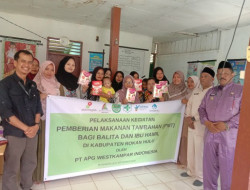 Implementasikan Program Kesehatan, APG Westkampar Indonesia Salurkan Bantuan Pemberian Makanan Tambahan